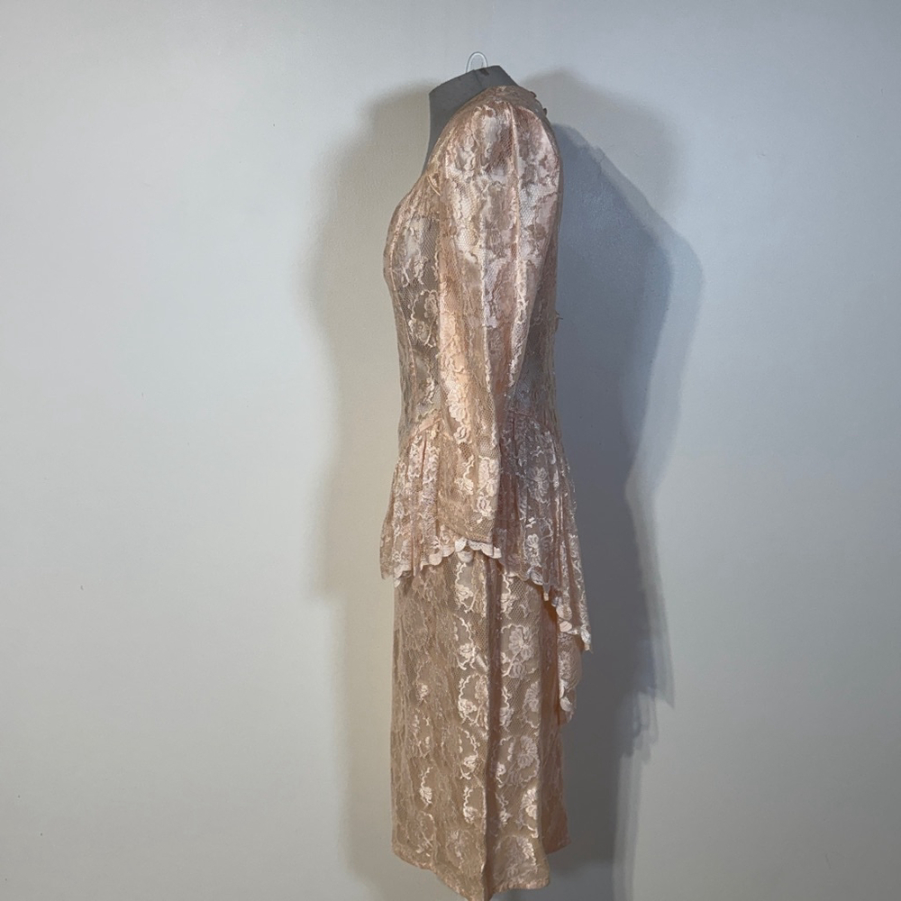 Vintage Scott McClintock Dress Women’s Size 12 Pink Lace Peplum Back Zipper - Picture 4 of 15